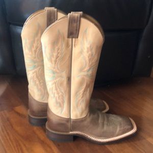 Justin Boots- Brand New Size 8B